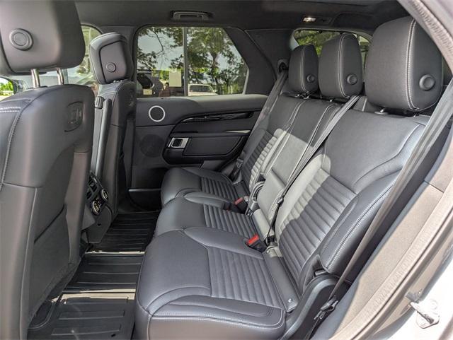 new 2025 Land Rover Discovery car, priced at $66,748
