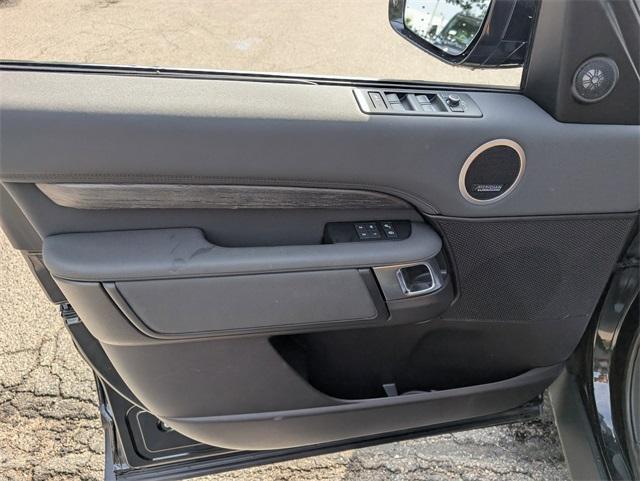 used 2019 Land Rover Discovery car, priced at $24,520