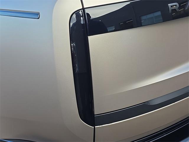 new 2025 Land Rover Range Rover car, priced at $163,290