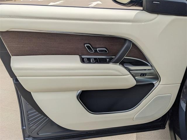 new 2025 Land Rover Range Rover car, priced at $113,960