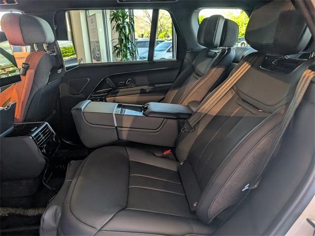 new 2025 Land Rover Range Rover car, priced at $258,135