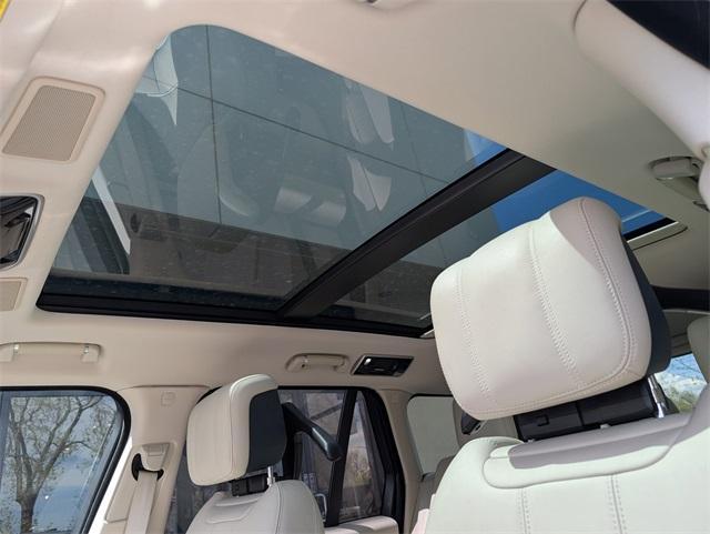 used 2022 Land Rover Range Rover car, priced at $55,725