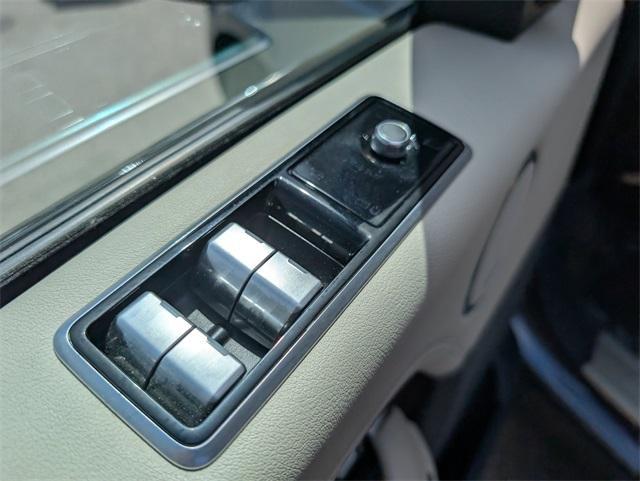 used 2022 Land Rover Range Rover car, priced at $55,725