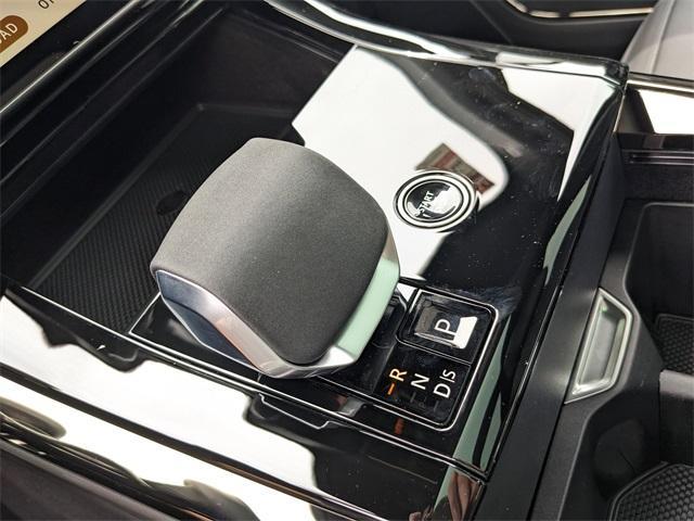 new 2025 Land Rover Range Rover Sport car, priced at $103,450