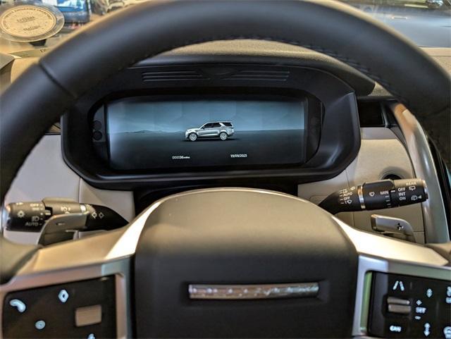 new 2025 Land Rover Discovery car, priced at $68,138