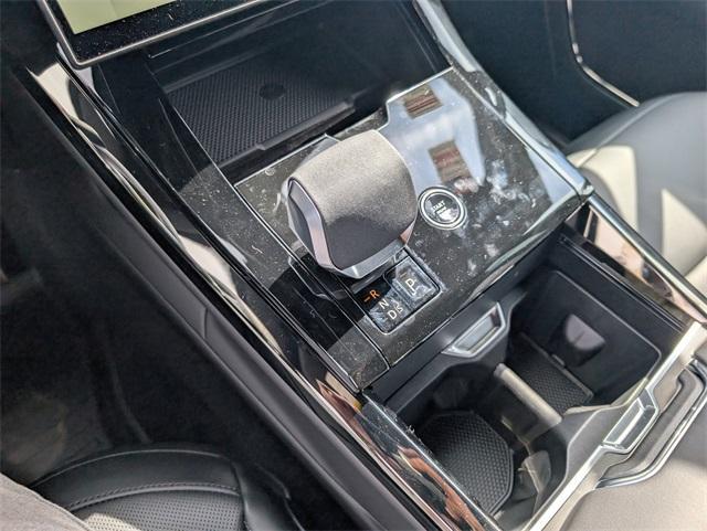 new 2025 Land Rover Range Rover Sport car, priced at $105,360