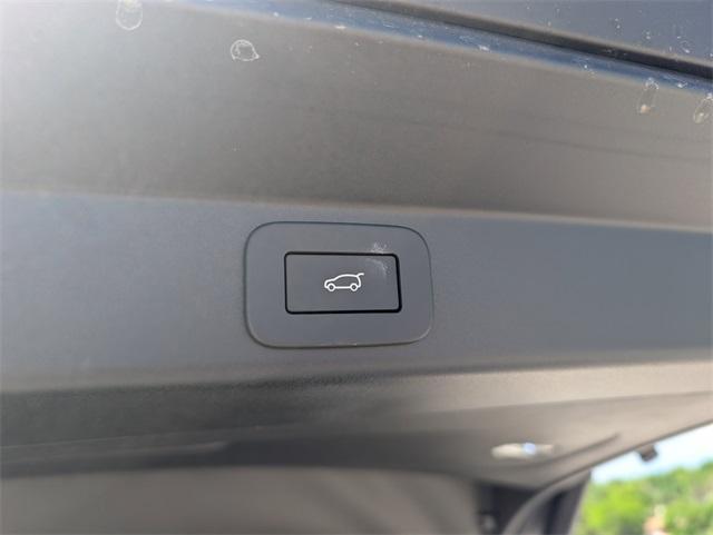 new 2025 Land Rover Range Rover Sport car