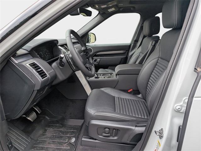 new 2025 Land Rover Discovery car, priced at $69,938