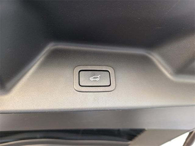 used 2022 Land Rover Range Rover car, priced at $73,685