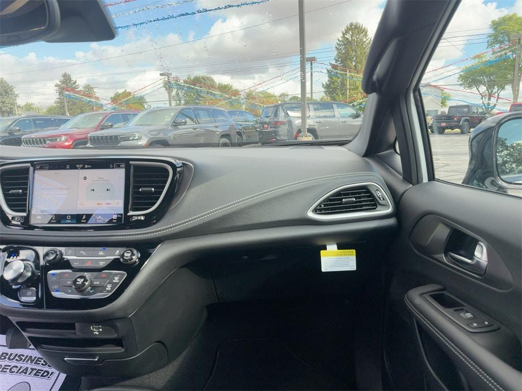 new 2026 Chrysler Pacifica car, priced at $44,290