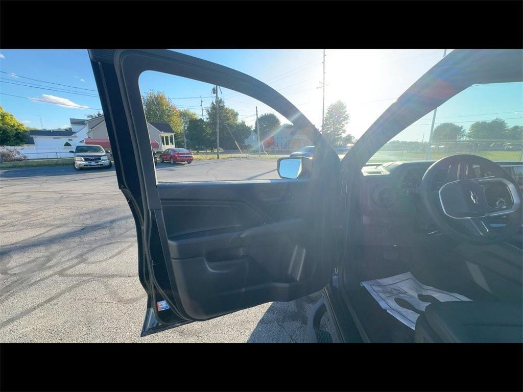new 2025 Chevrolet Colorado car, priced at $44,653