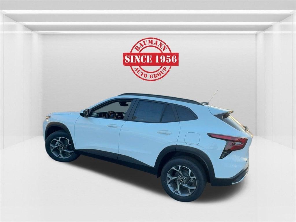 new 2025 Chevrolet Trax car, priced at $25,750