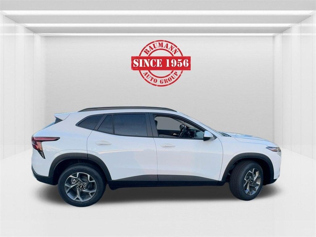 new 2025 Chevrolet Trax car, priced at $25,750