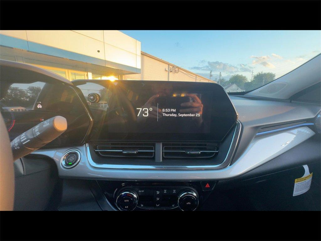 new 2025 Chevrolet Trax car, priced at $25,750