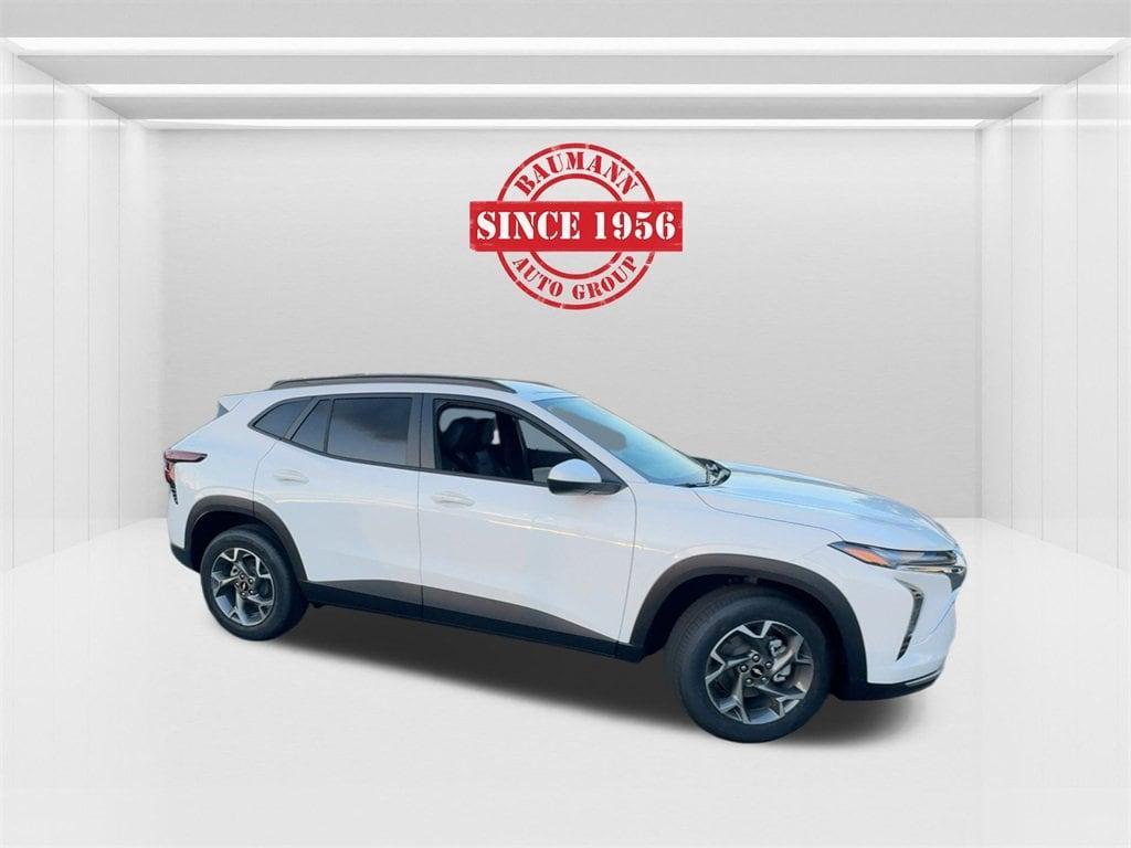 new 2025 Chevrolet Trax car, priced at $25,750