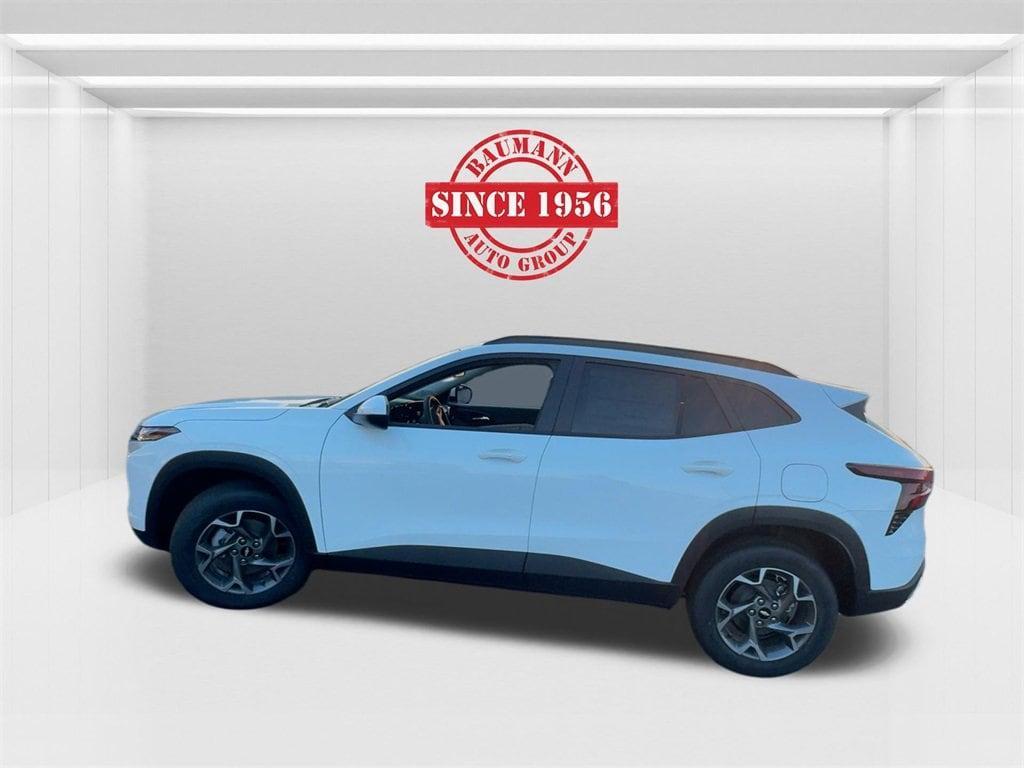 new 2025 Chevrolet Trax car, priced at $25,750