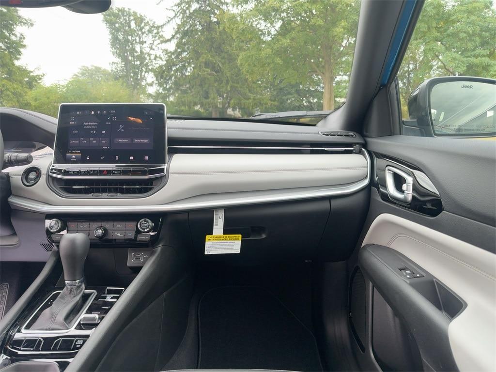 new 2025 Jeep Compass car, priced at $30,435