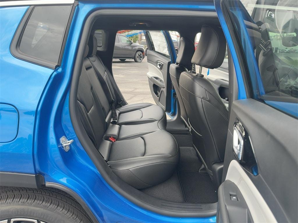new 2025 Jeep Compass car, priced at $30,435
