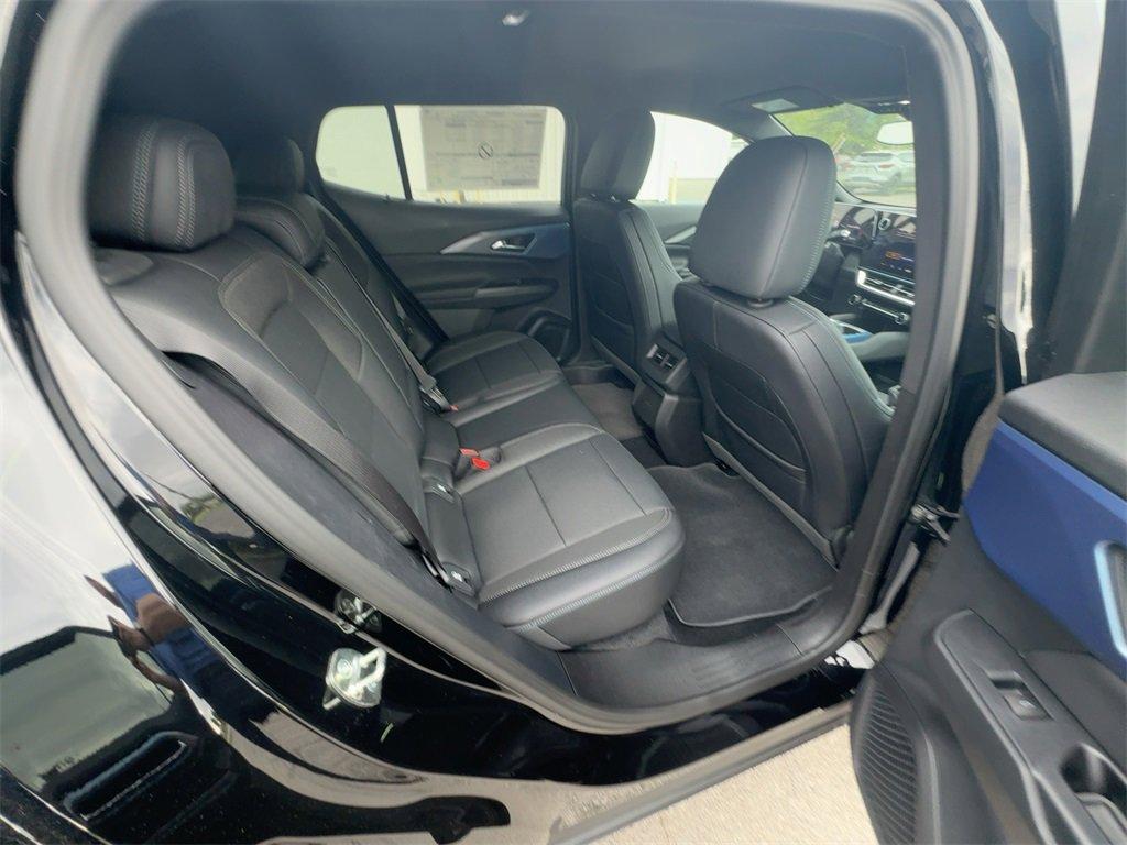 new 2025 Chevrolet Equinox EV car, priced at $43,590