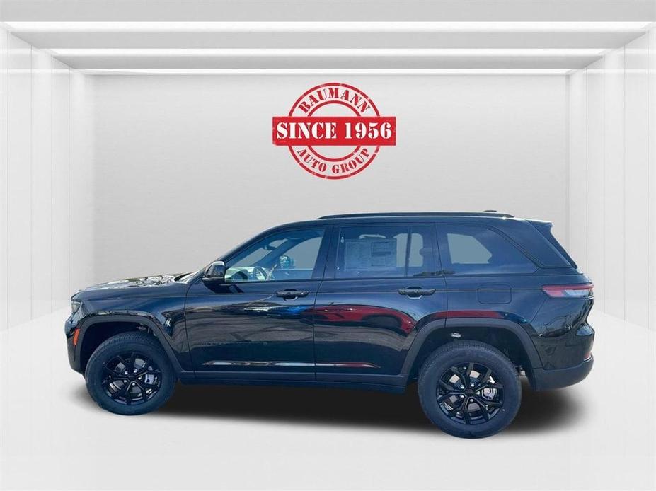 new 2024 Jeep Grand Cherokee car, priced at $41,597