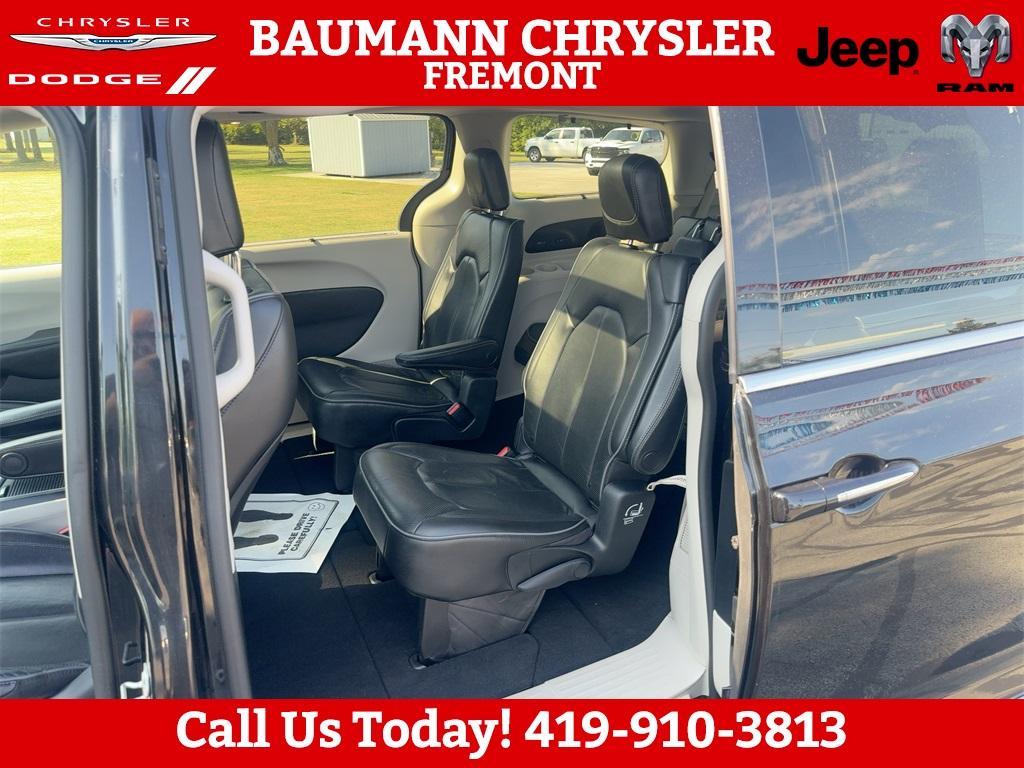 used 2020 Chrysler Pacifica car, priced at $21,960