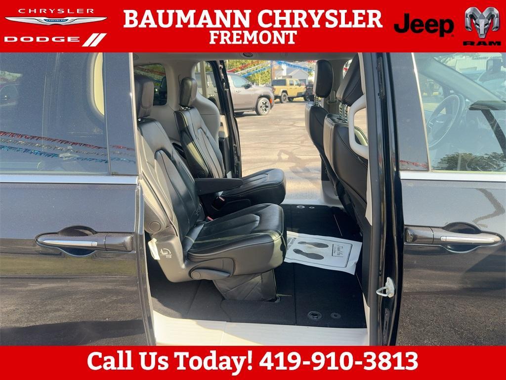 used 2020 Chrysler Pacifica car, priced at $21,960