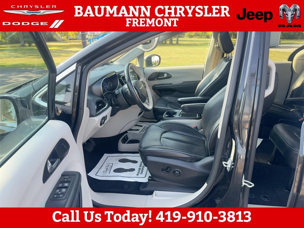 used 2020 Chrysler Pacifica car, priced at $21,960