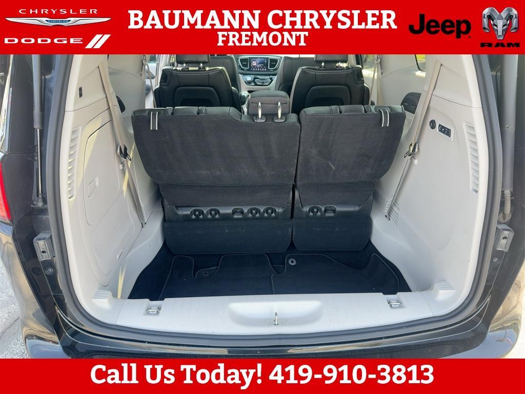 used 2020 Chrysler Pacifica car, priced at $21,960