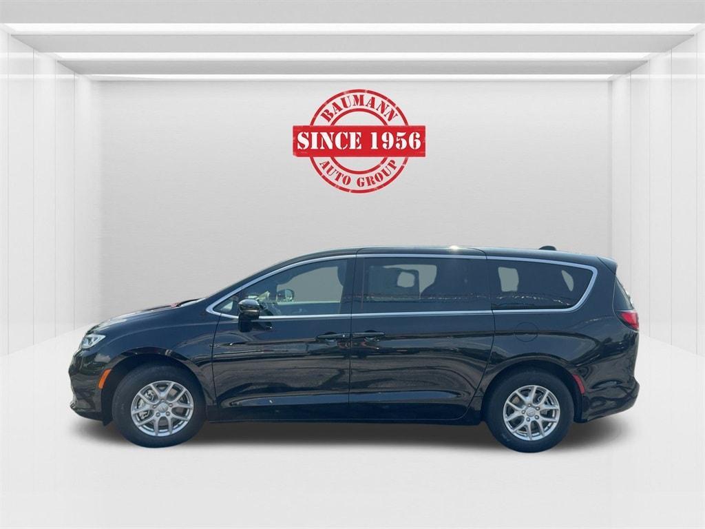 new 2026 Chrysler Pacifica car, priced at $42,210