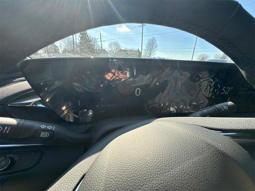 new 2025 Buick Envista car, priced at $26,210