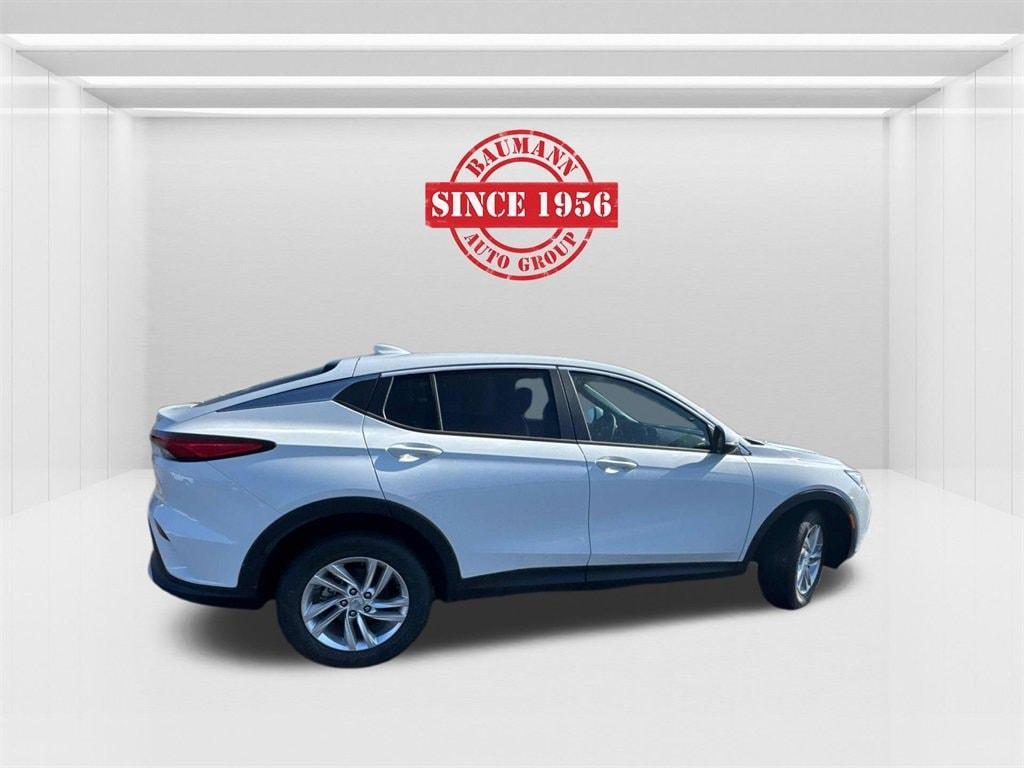 new 2025 Buick Envista car, priced at $26,210