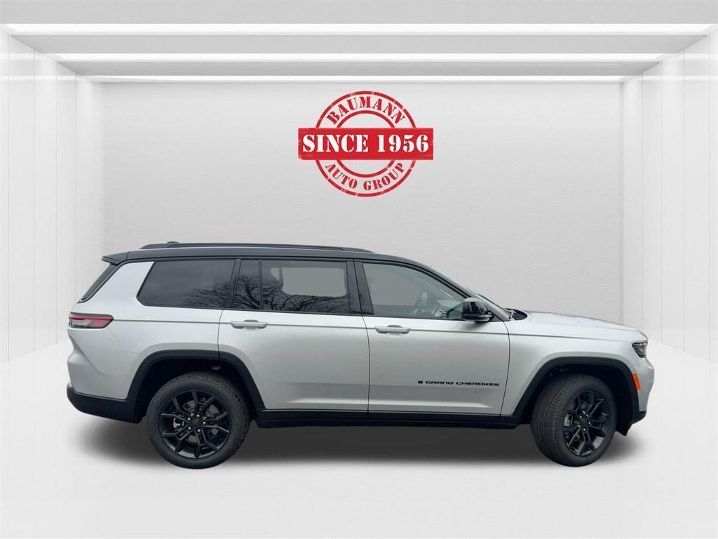 new 2025 Jeep Grand Cherokee L car, priced at $54,330
