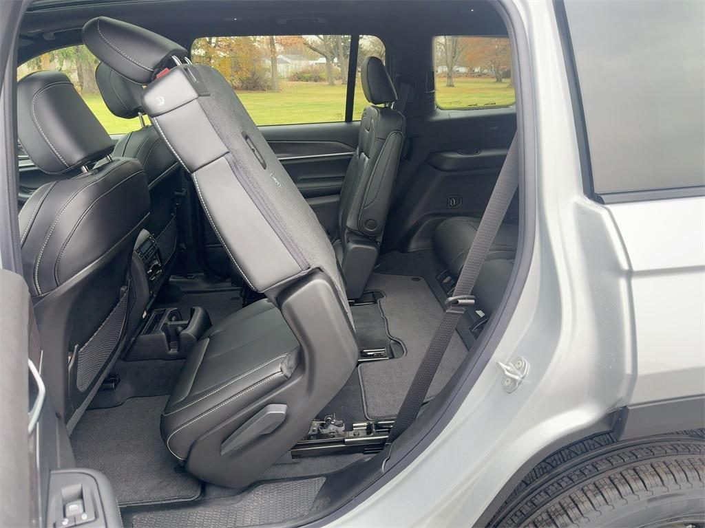 new 2025 Jeep Grand Cherokee L car, priced at $54,330