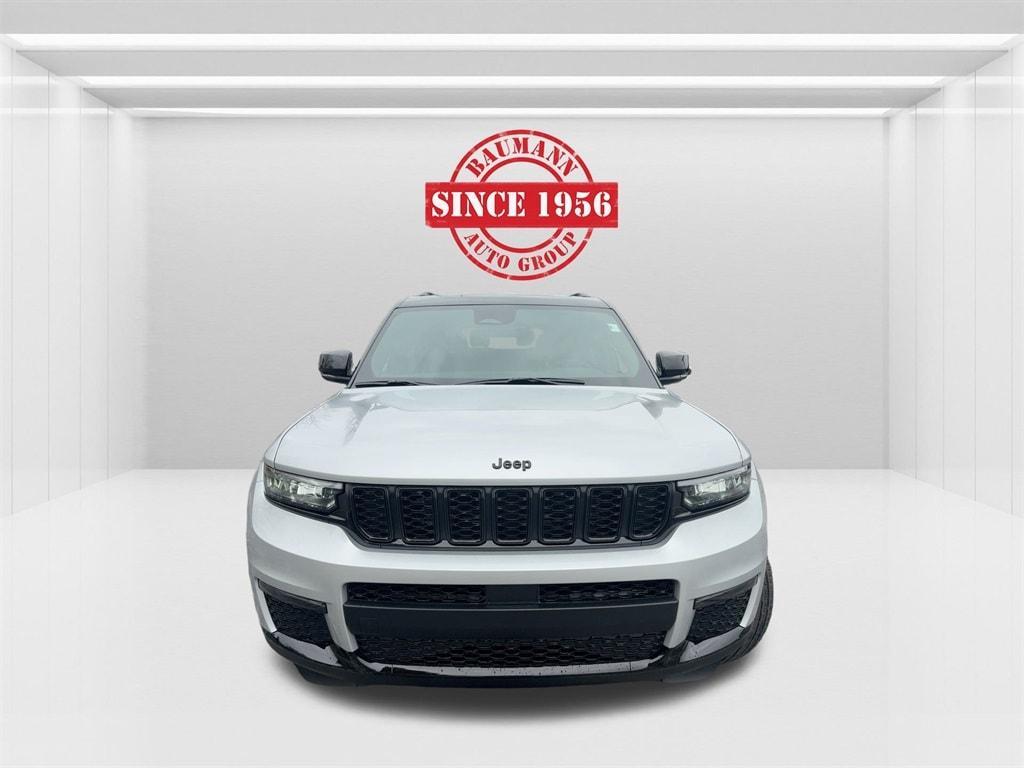 new 2025 Jeep Grand Cherokee L car, priced at $54,330