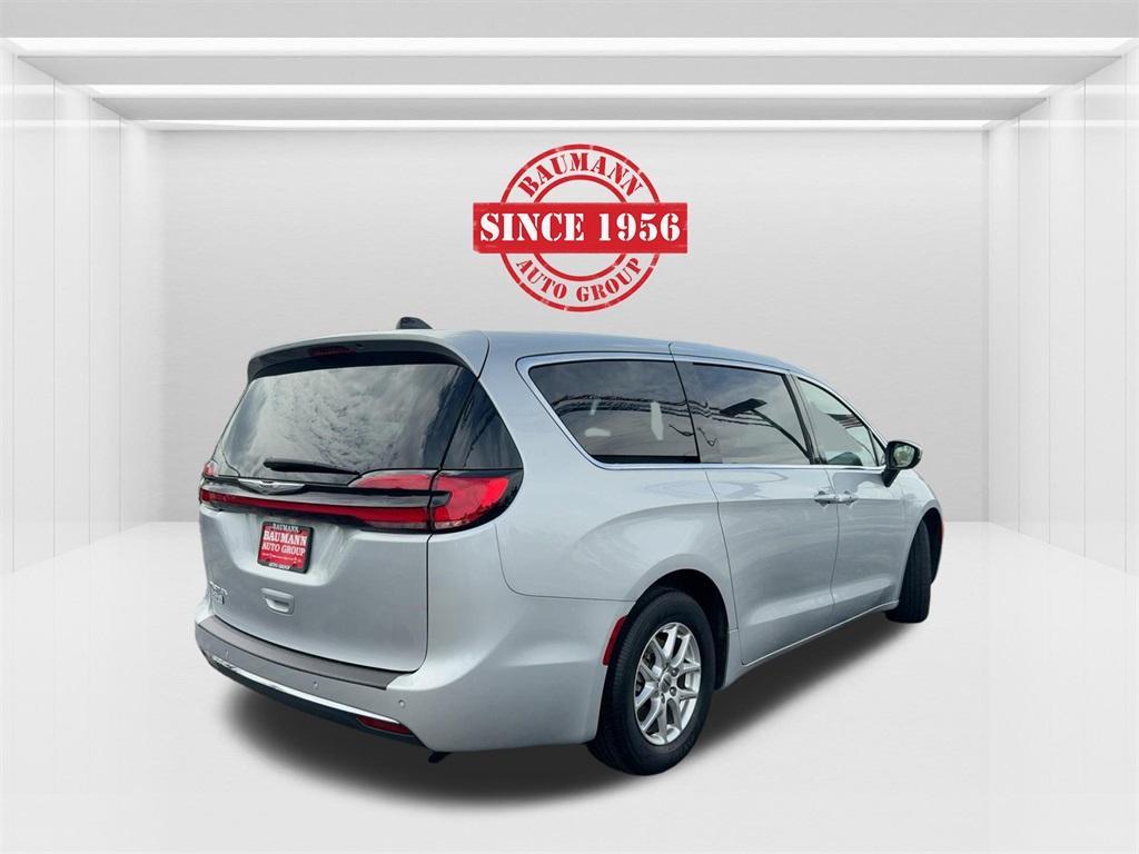 used 2023 Chrysler Pacifica car, priced at $23,334