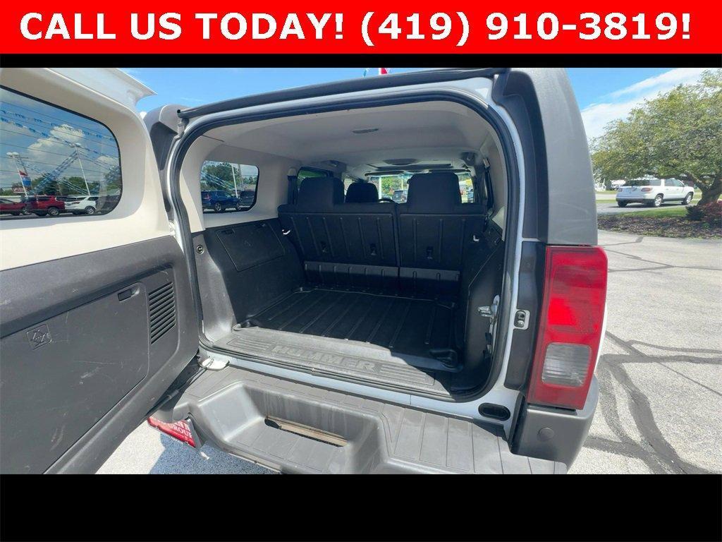 used 2009 Hummer H3 car, priced at $10,526