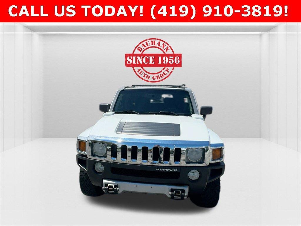 used 2009 Hummer H3 car, priced at $10,526