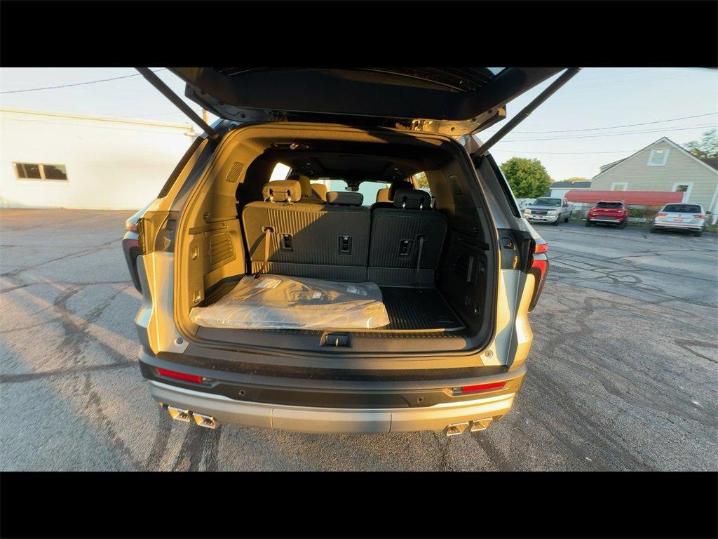 new 2026 Chevrolet Traverse car, priced at $46,845