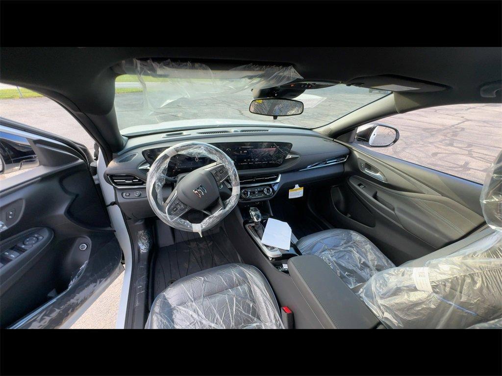 new 2025 Buick Envista car, priced at $29,525