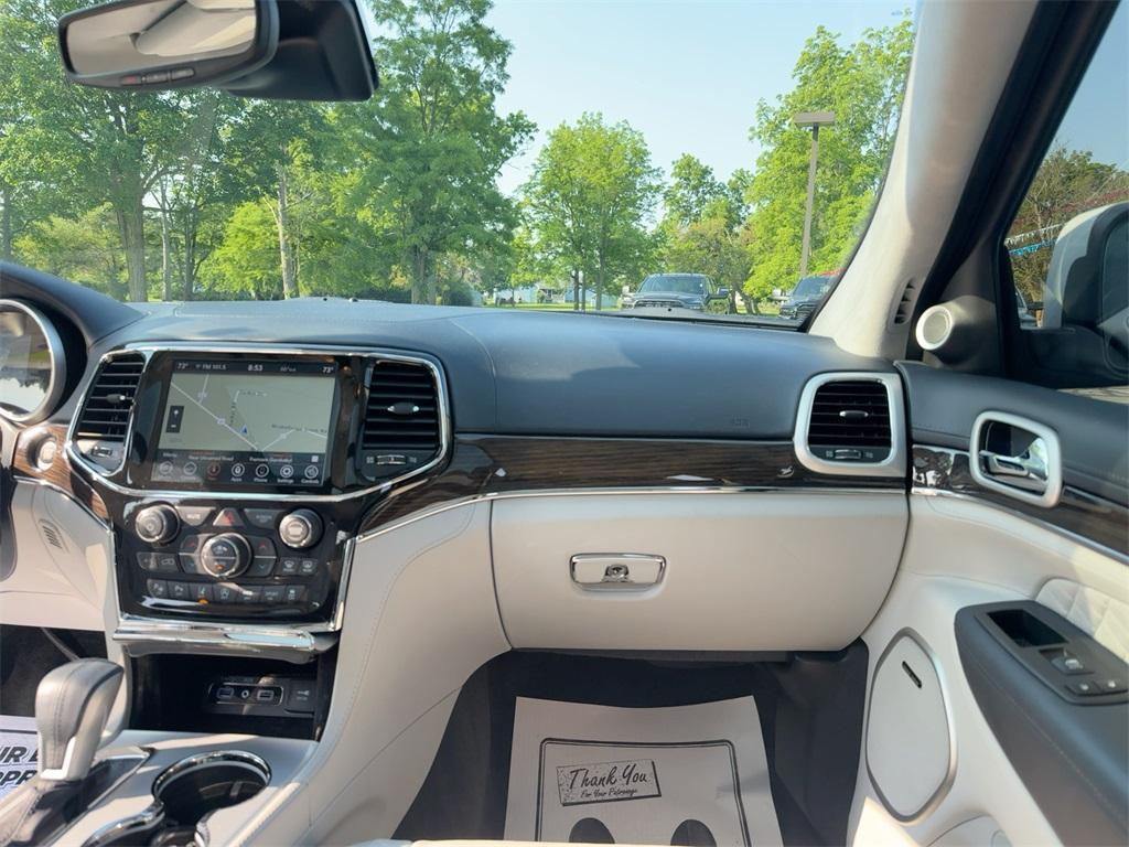 used 2021 Jeep Grand Cherokee car, priced at $35,138