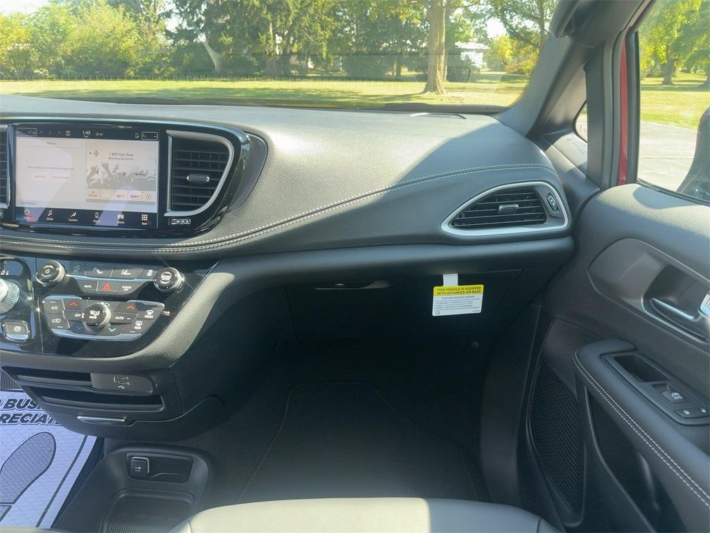 new 2026 Chrysler Pacifica car, priced at $44,785
