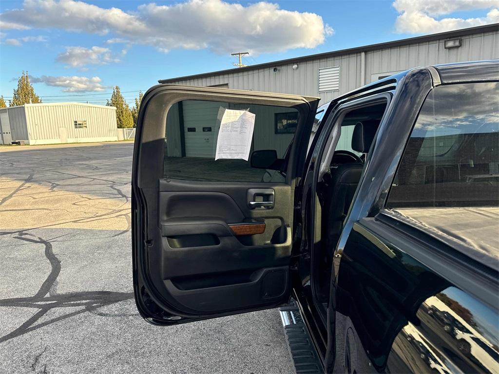 used 2018 Chevrolet Silverado 1500 car, priced at $32,379