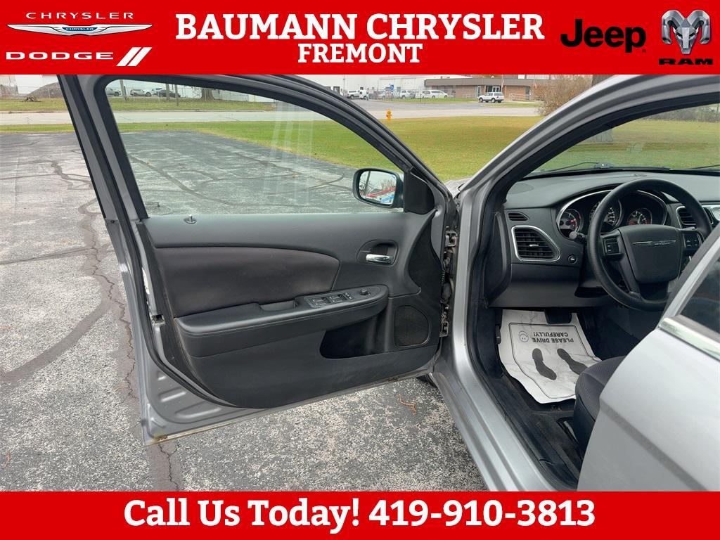 used 2013 Chrysler 200 car, priced at $3,800