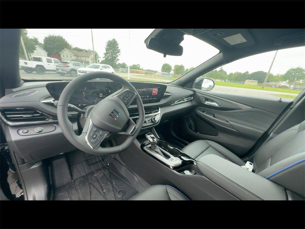 new 2025 Buick Envista car, priced at $28,805