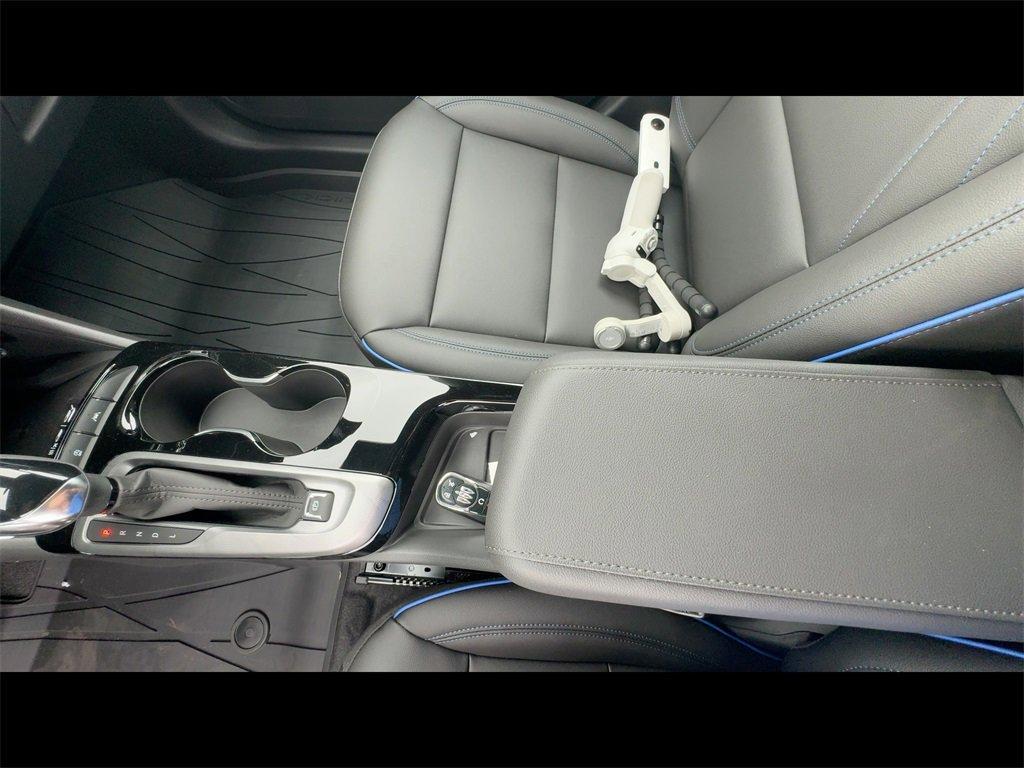 new 2025 Buick Envista car, priced at $28,805