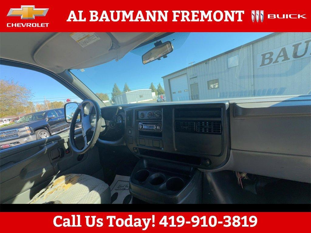 used 2005 GMC Savana 2500 car, priced at $5,994