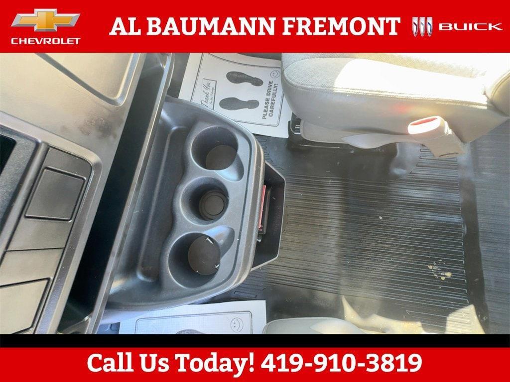 used 2005 GMC Savana 2500 car, priced at $5,994