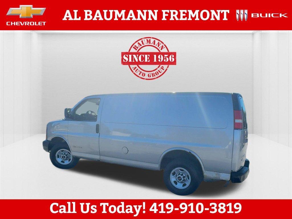 used 2005 GMC Savana 2500 car, priced at $5,994