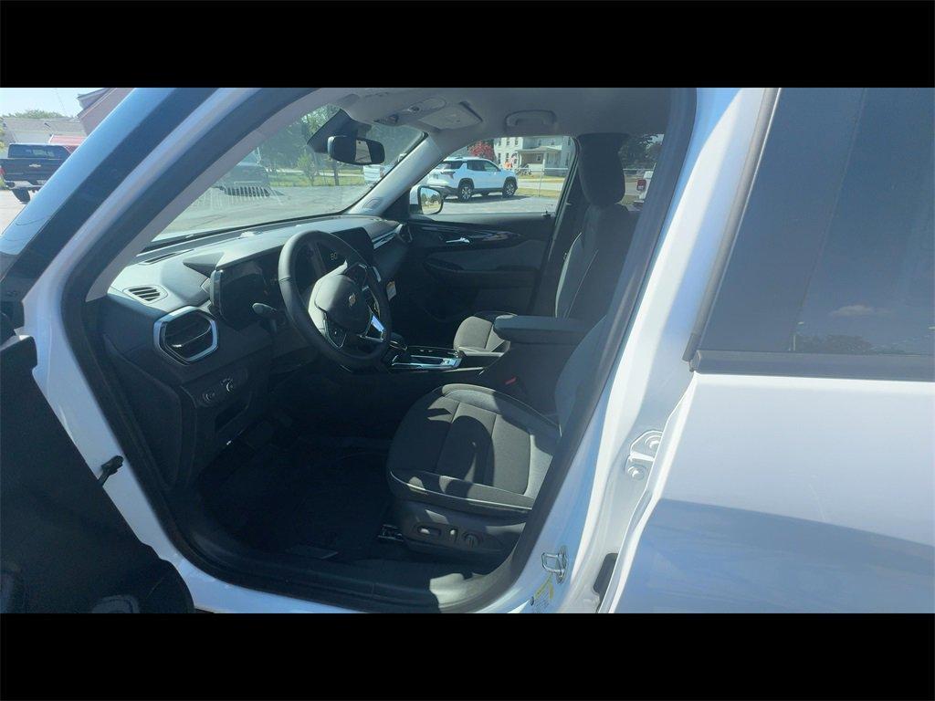 new 2026 Chevrolet TrailBlazer car, priced at $29,535