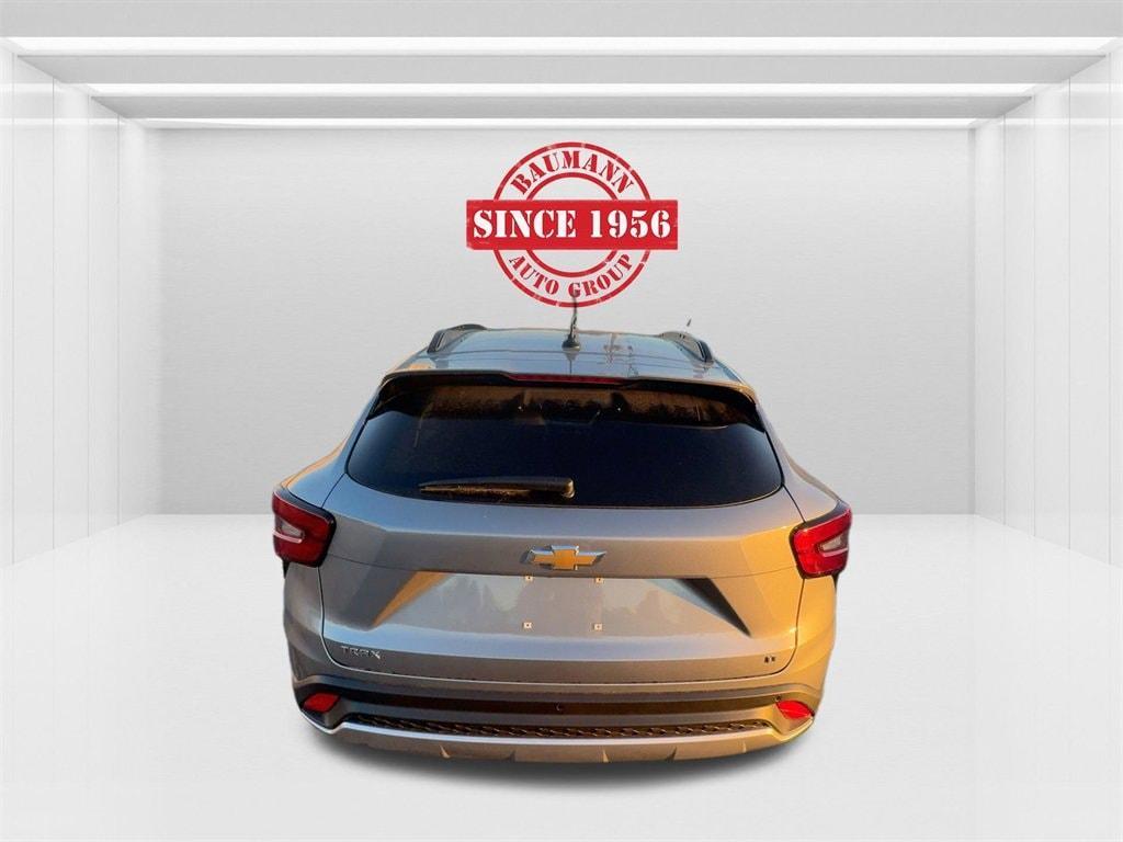 new 2025 Chevrolet Trax car, priced at $25,750